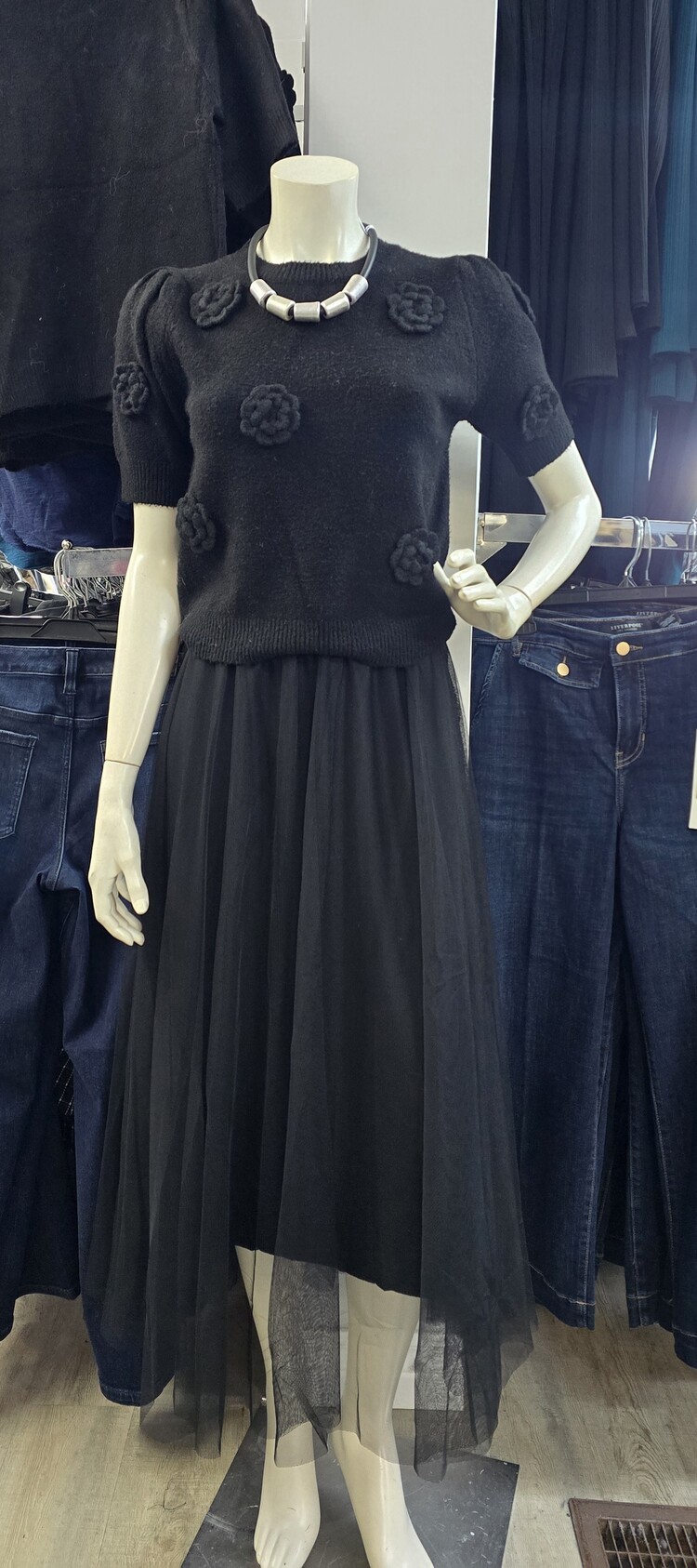 Eternelle Eternelle Long Flowy Skirt 25253