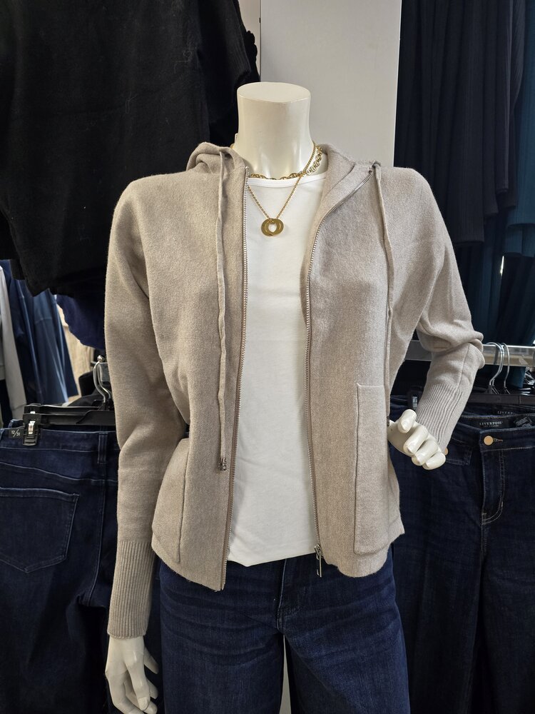 Eternelle Eternelle Zip Up Sweater 25105