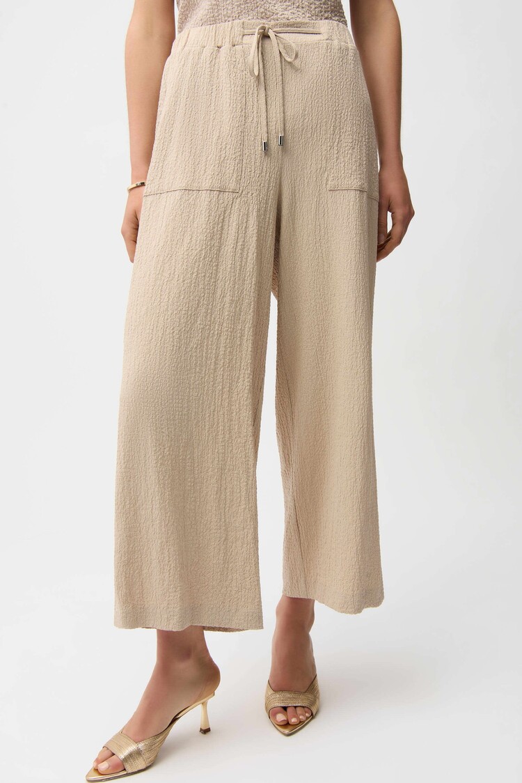 Joseph Ribkoff Joseph Ribkoff Seersucker Pull-On Crop Pants 261197