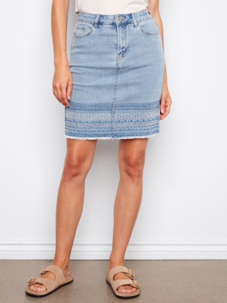 Charlie B Charlie B Ring Spun Denim Skort With Beaded Embroidered C7082R