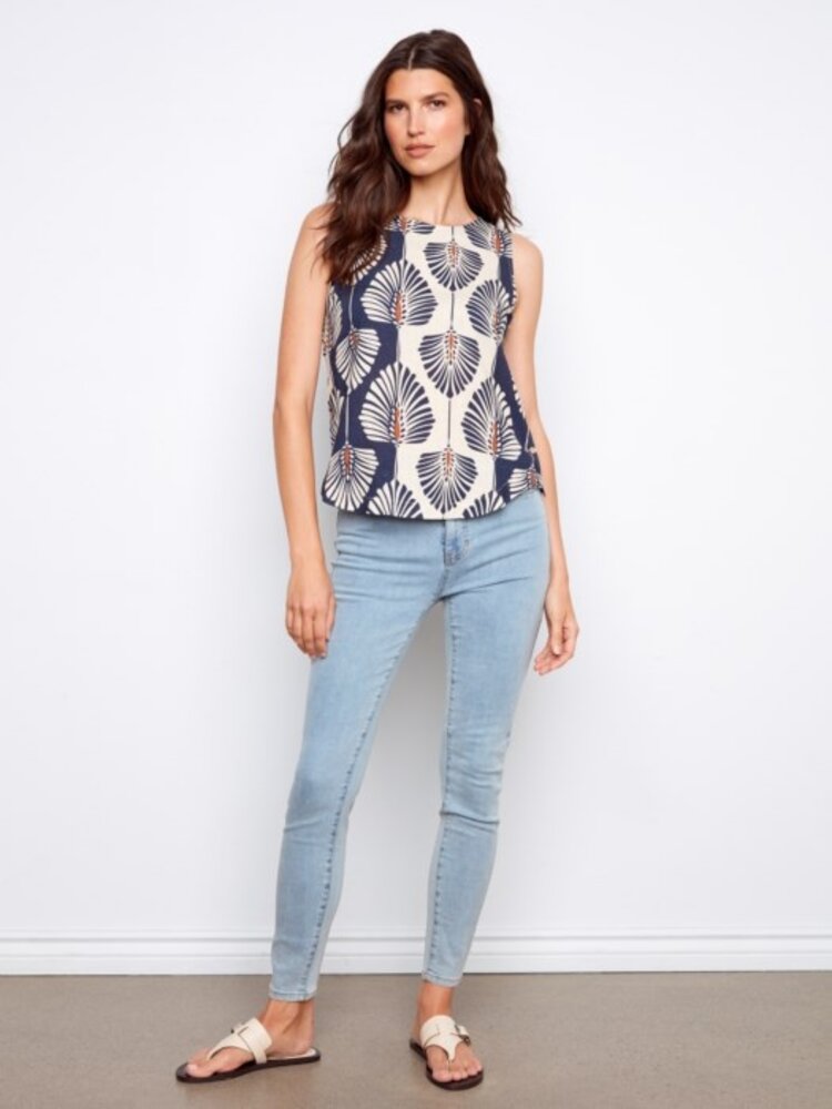 Charlie B Charlie B Printed Sleeveless Linen Blouse With Rounded Hem C4588R