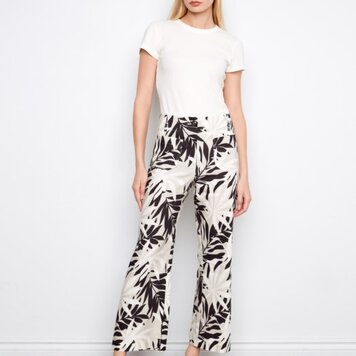 Charlie B Charlie B Printed Wide Leg Pant With Patch Pockets C5462RPR