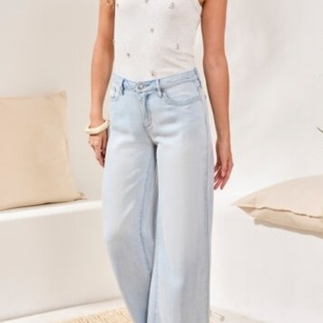 Tribal Tribal Audrey Hugging Flowy Wide Denim Pants 6181O