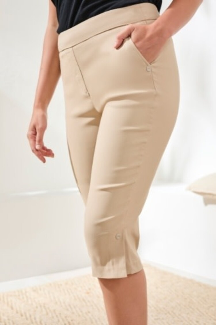 Tribal FLATTEN IT PULL ON CAPRI W/ VENT-BEACH