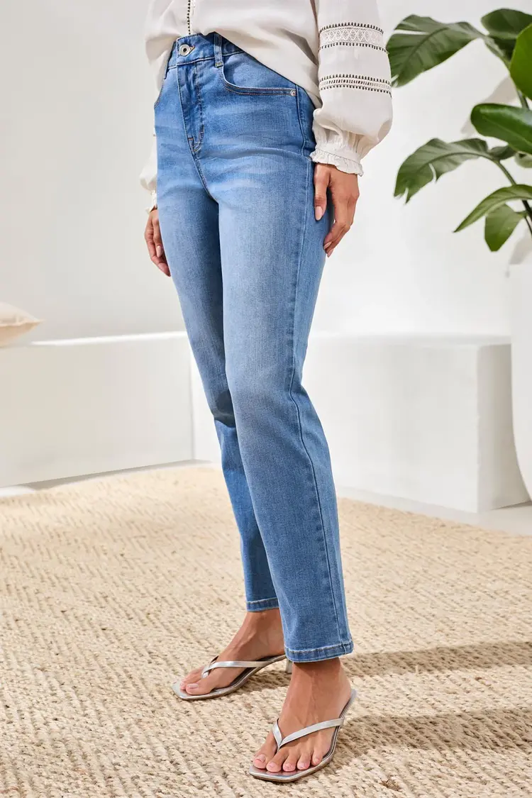 Tribal SOPHIA CURVY HUGGING STRAIGHT ANKLE JEANS