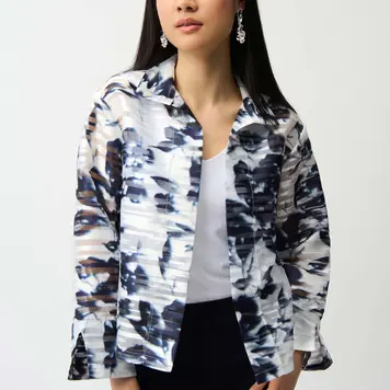 Joseph Ribkoff Joseph Ribkoff Jacquard Organza Floral Print Trapeze Jacket With Stand Collar 261291