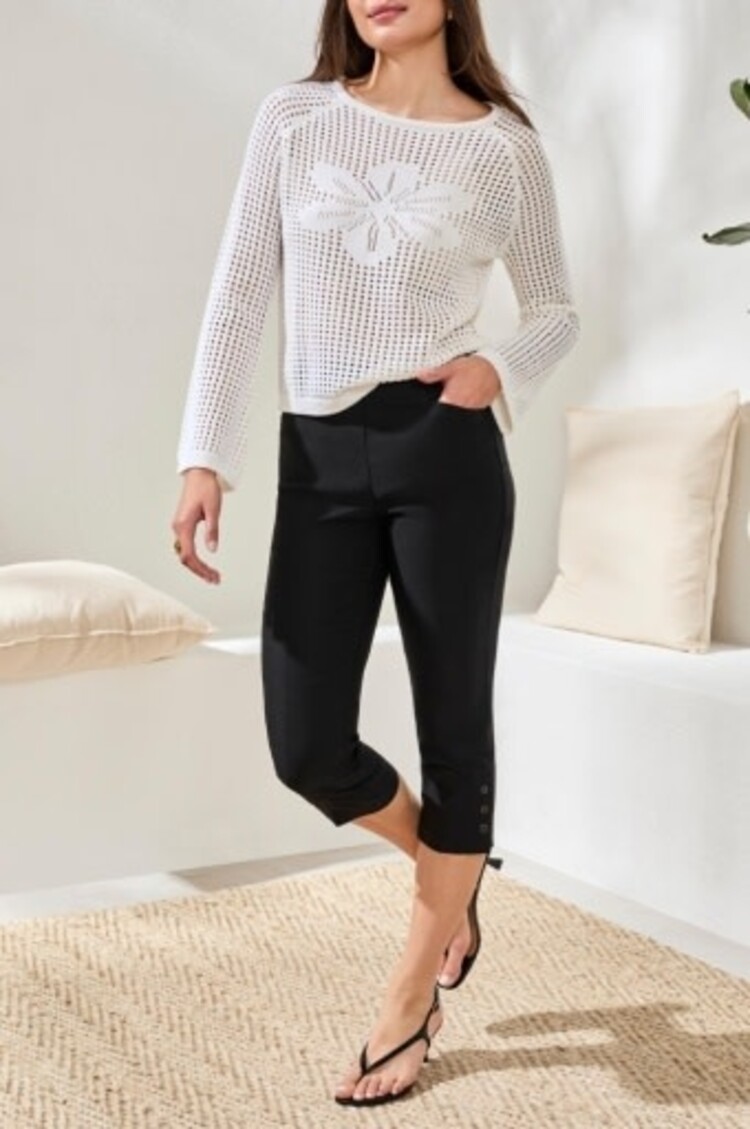 Tribal FLATTEN IT PULL ON CAPRI W/ SNAP VENT-BLACK