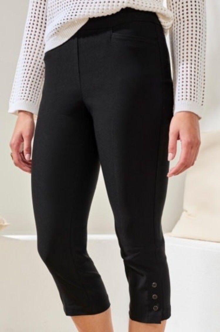 Tribal FLATTEN IT PULL ON CAPRI W/ SNAP VENT-BLACK