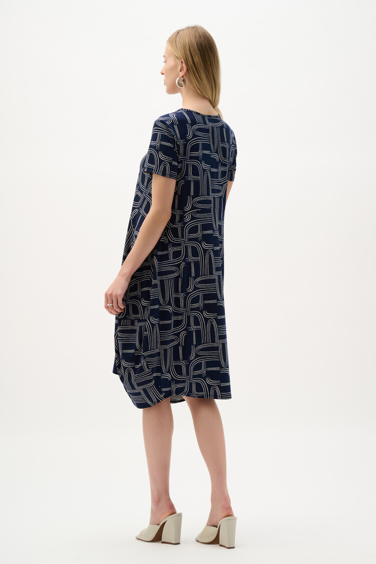 Joseph Ribkoff Joseph Ribkoff Silky Knit Geometric Print Cocoon Dress 262135