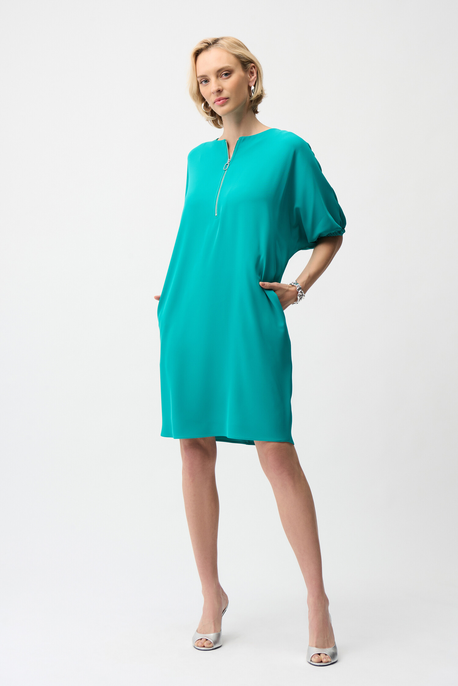 【こんぶ】 Joseph Ribkoff Woven Twill Cocoon Dress With Zipper Neckline