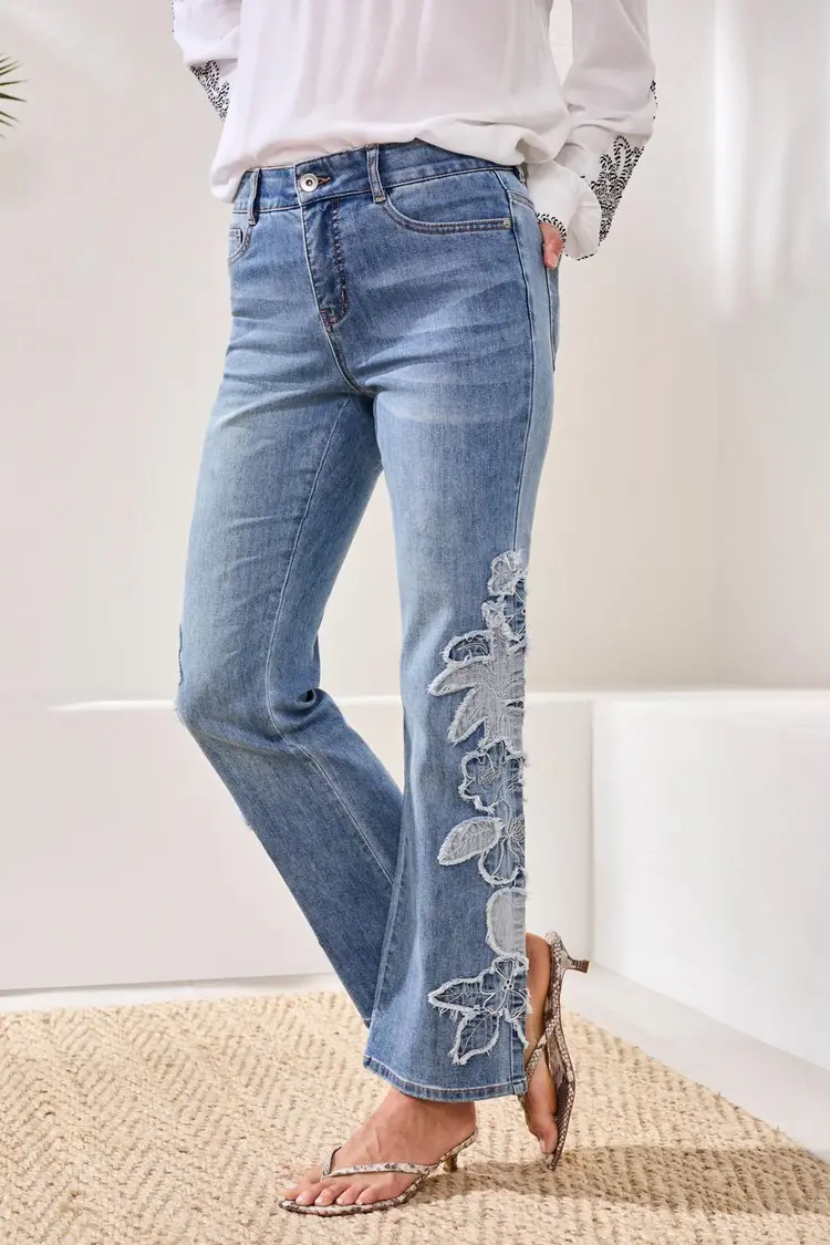 Tribal Tribal Sophia Curvy Flare Pant W/ Denim Appliqué 6107O