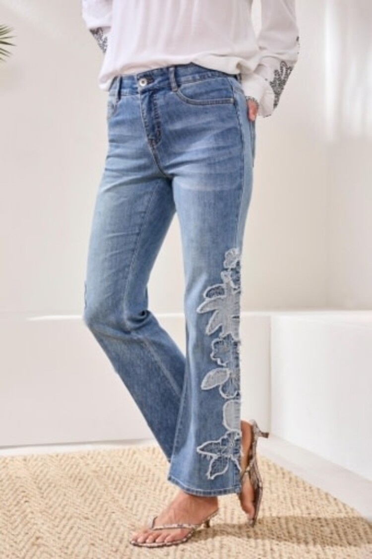 Tribal Tribal Sophia Curvy Flare Pant W/ Denim Appliqué 6107O
