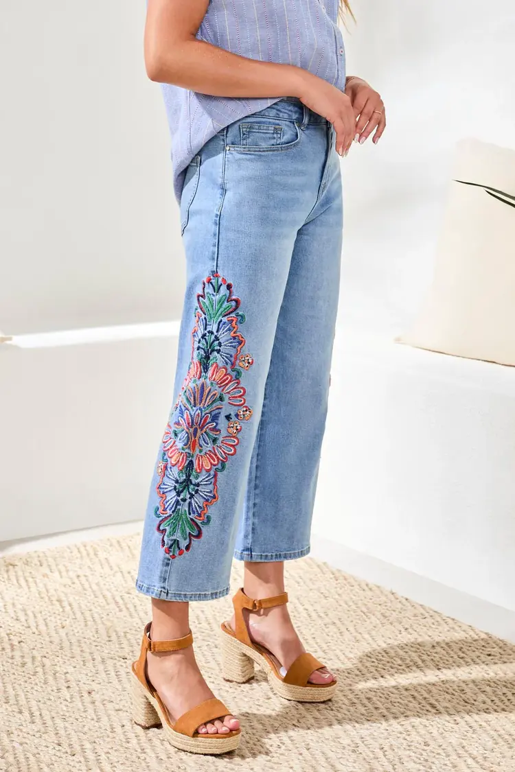 Tribal Audrey Wide Crop Jeans W/ Embroidery 5814O