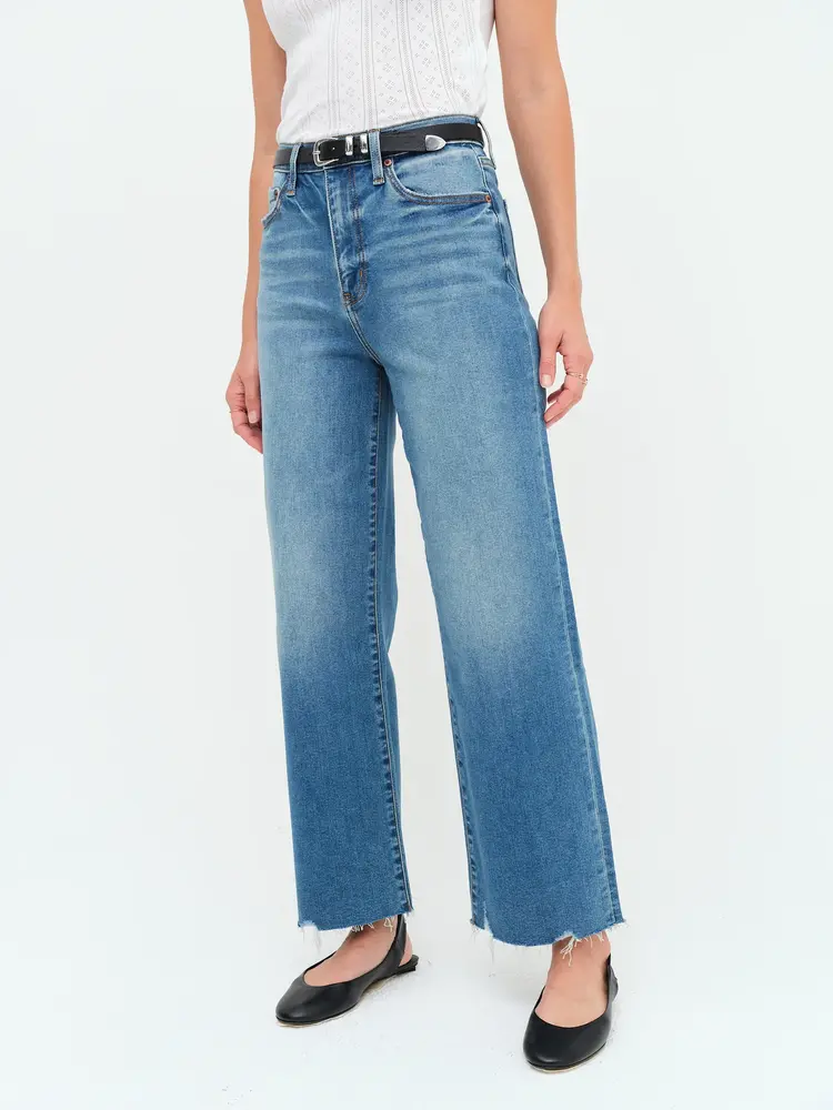 Daze Daze Denim Pleaser- High Rise Wide Ankle Jean D00017181ZZ