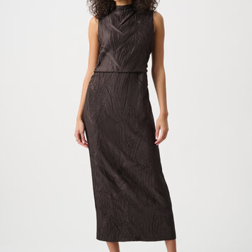 Joseph Ribkoff Joseph Ribkoff Pleated Satin Sleeveless Midi Dress 263147