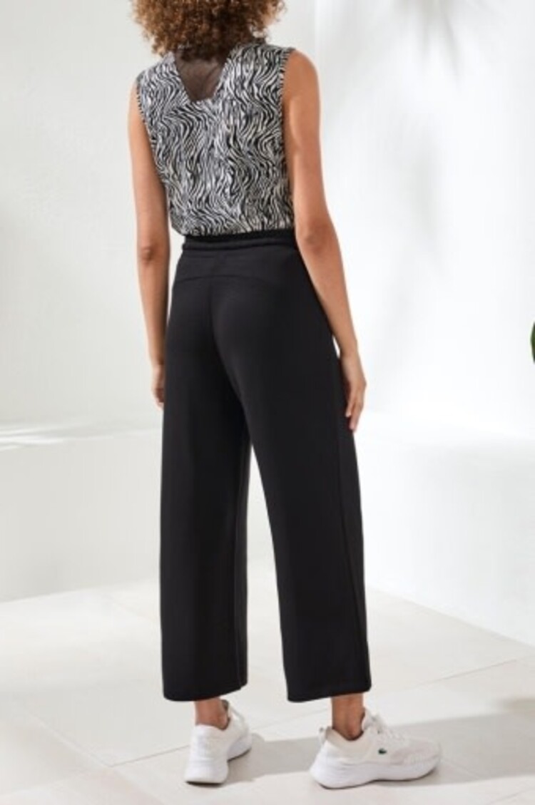 Tribal TECHNO LUX - PULL ON CAPRI W/DRAWCORD-BLACK