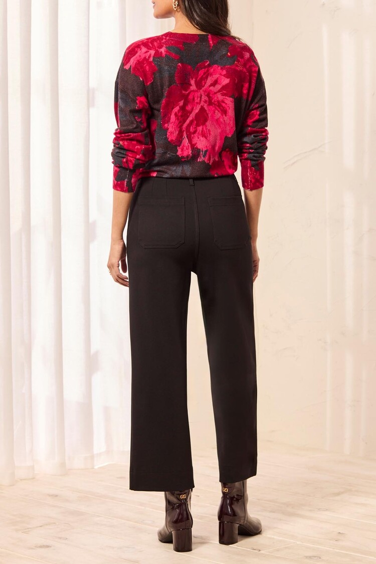 Tribal Tribal High Rise Fly Front Capri With Pockets 2241O
