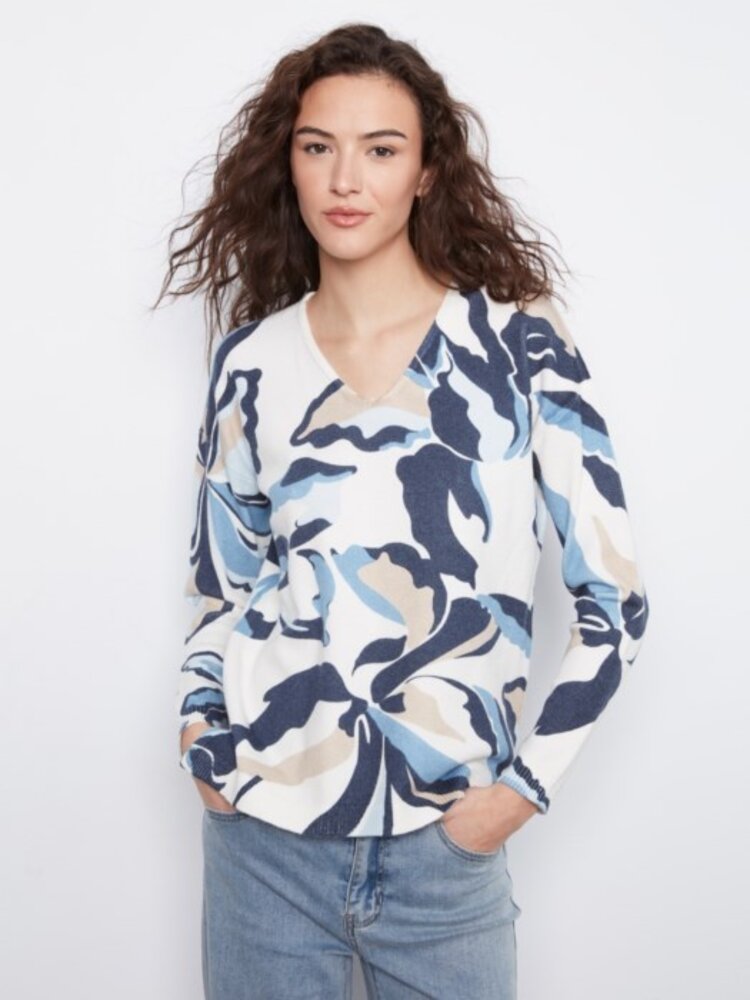 Charlie B Charlie B Printed Plushy V Neck Sweater C2581D