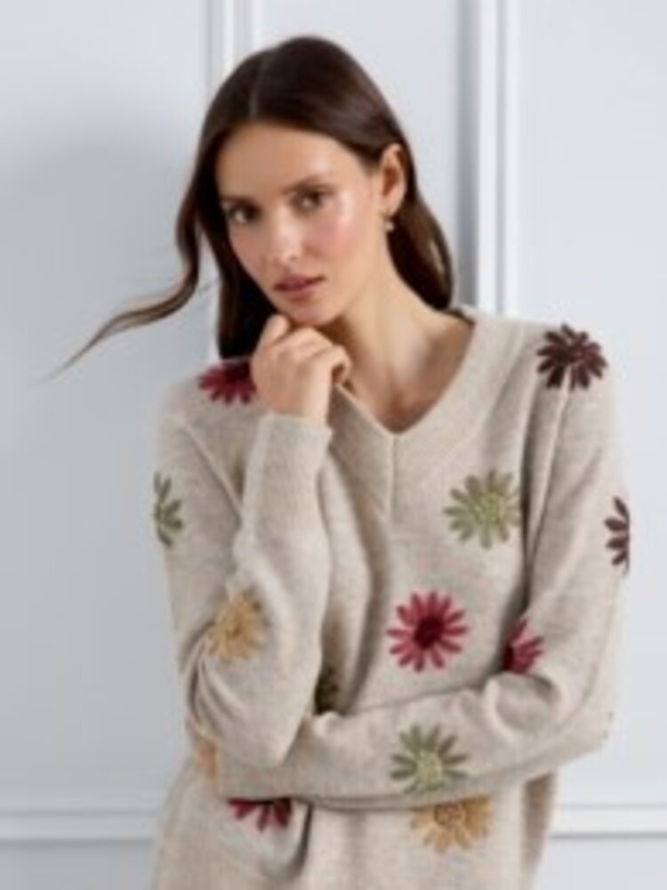 Charlie B Charlie B Embroided V-Neck Sweater With Wide Rib Cuff and Hem C2853