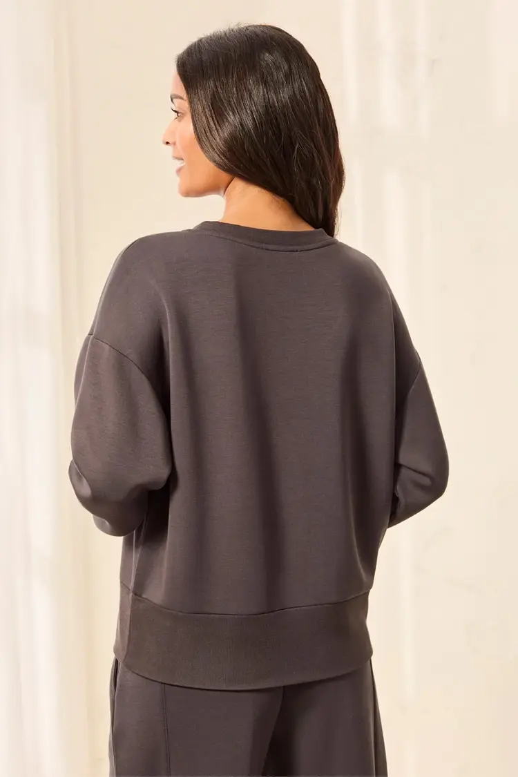 Tribal Tribal Long Sleeve V-Neck Top 3202O