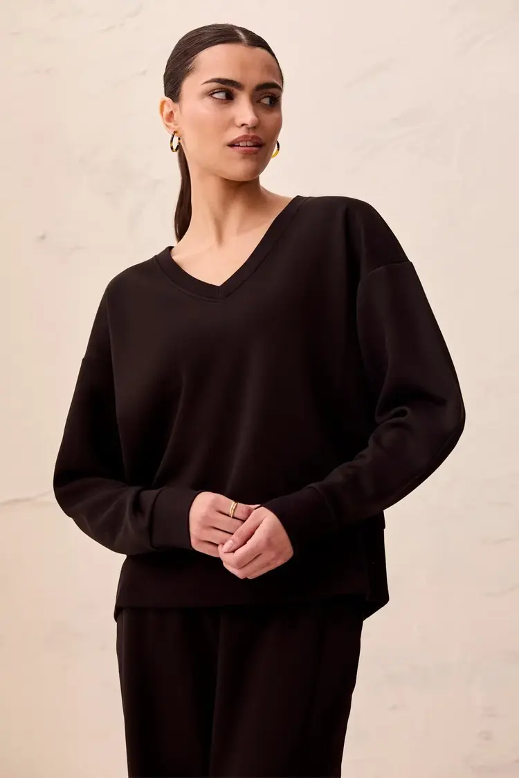 Tribal Tribal Long Sleeve V-Neck Top 3202O