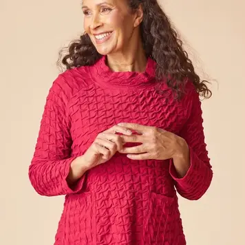 Habitat Habitat Raglan Pocket Top 19105