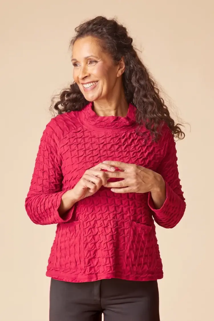 Habitat Habitat Raglan Pocket Top 19105