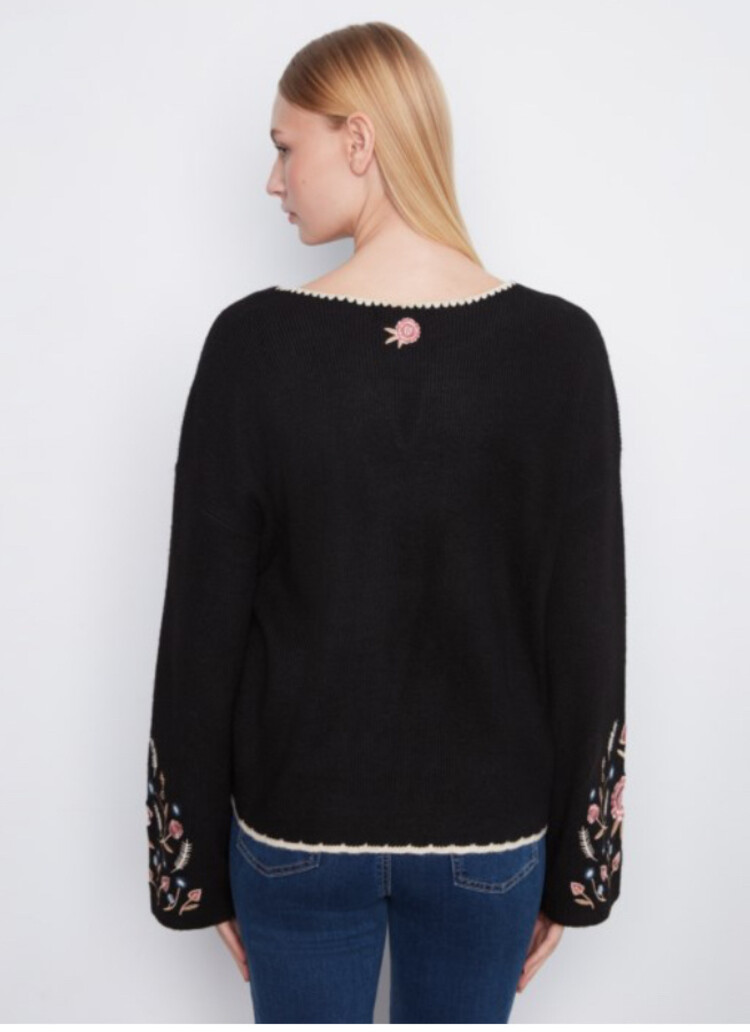 Charlie B Charlie B Ribbed V-Neck Notched Soutache Sweater C2879