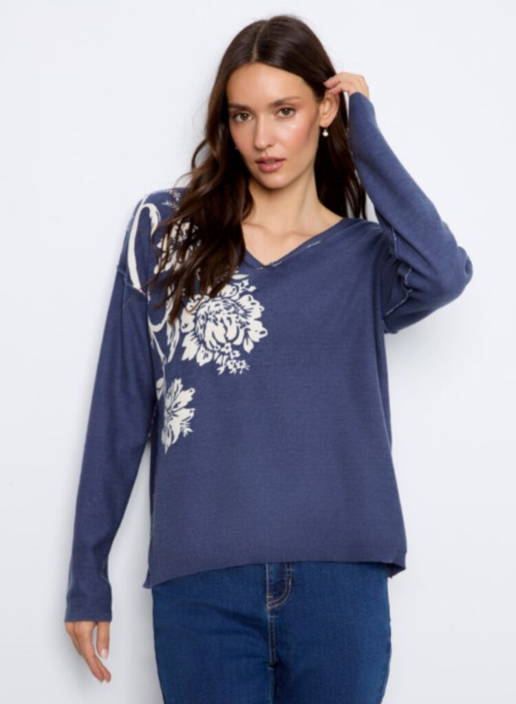Charlie B Charlie B Long Sleeve Drop Shoulder Reversible Printed Sweater C2907