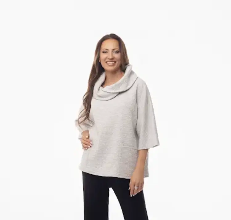 Pure Essence Pure Essence Mock Neck Top 686-8008