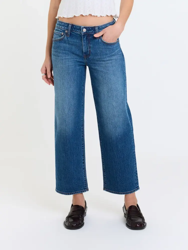 Daze Daze Keeper Crop Low Rise Straight Crop D00016060JR