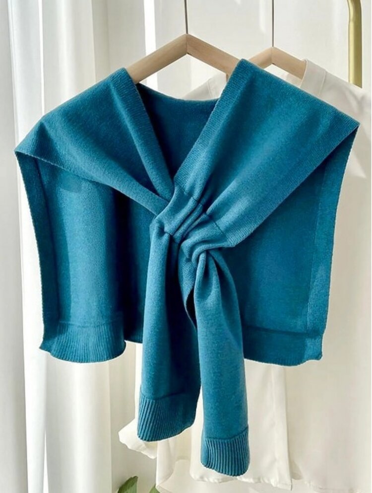 Shoulder Wrap Scarf/Cape