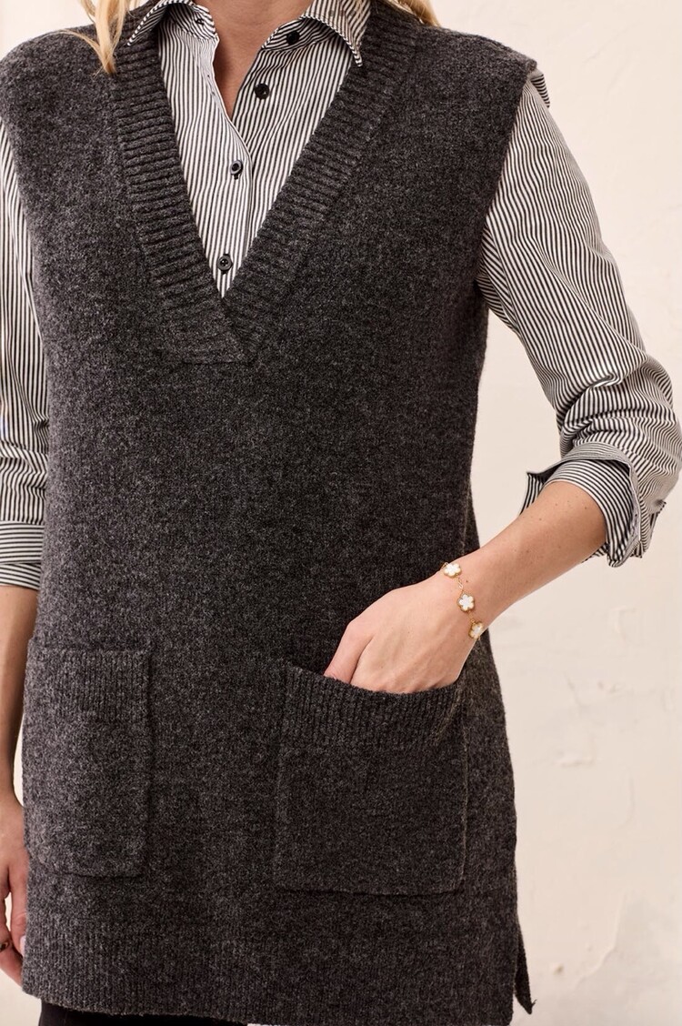 Tribal Tribal Sleeveless Tunic Sweater With Pockets 3249O