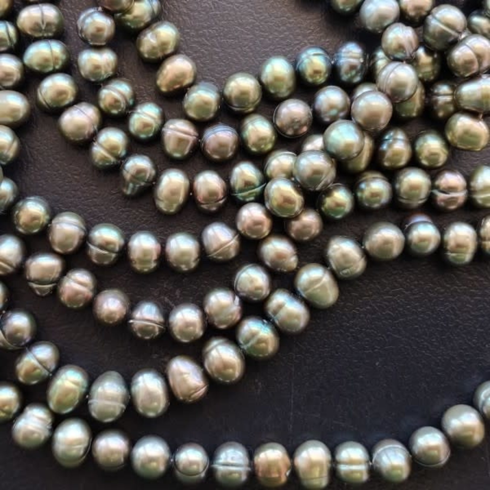 Freshwater Pearl strand -  Potato 4-5mm Green