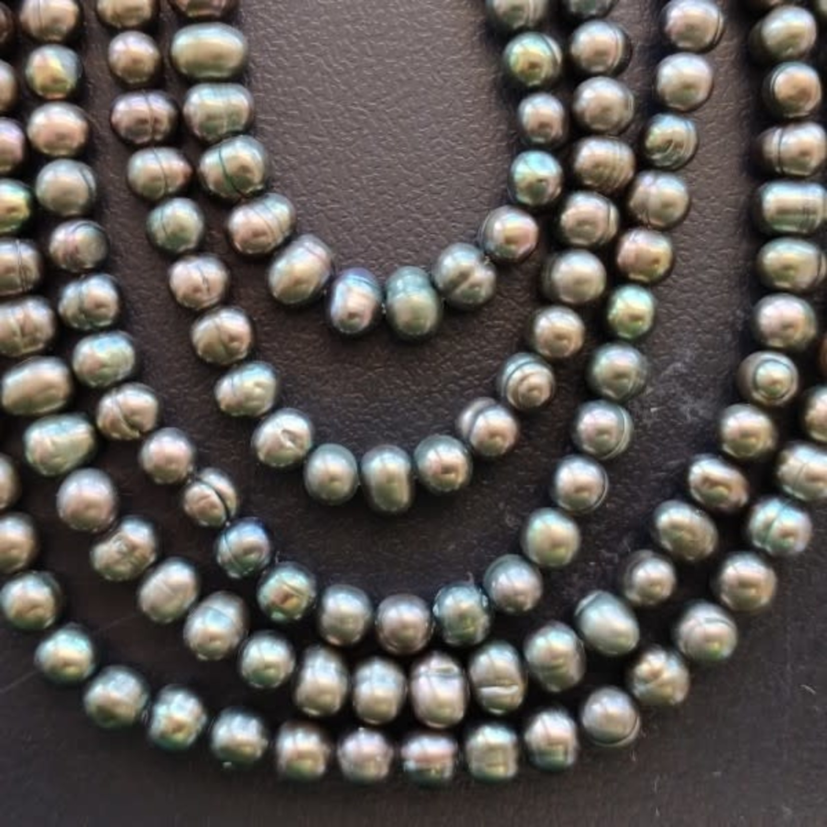 Freshwater Pearl strand -  Potato 3-4mm Green