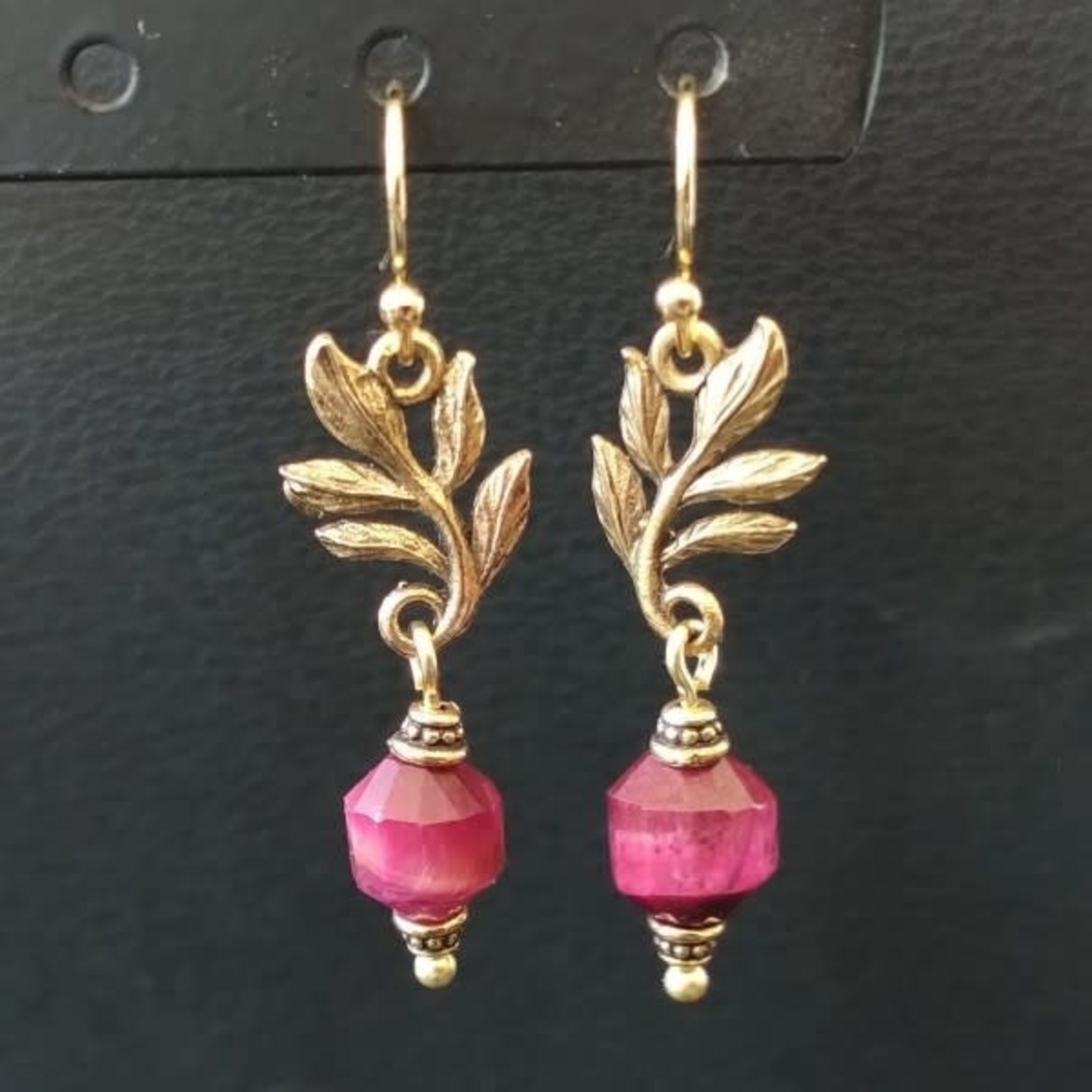 Bead Inspirations A New Leaf Red Tiger Earring Kit