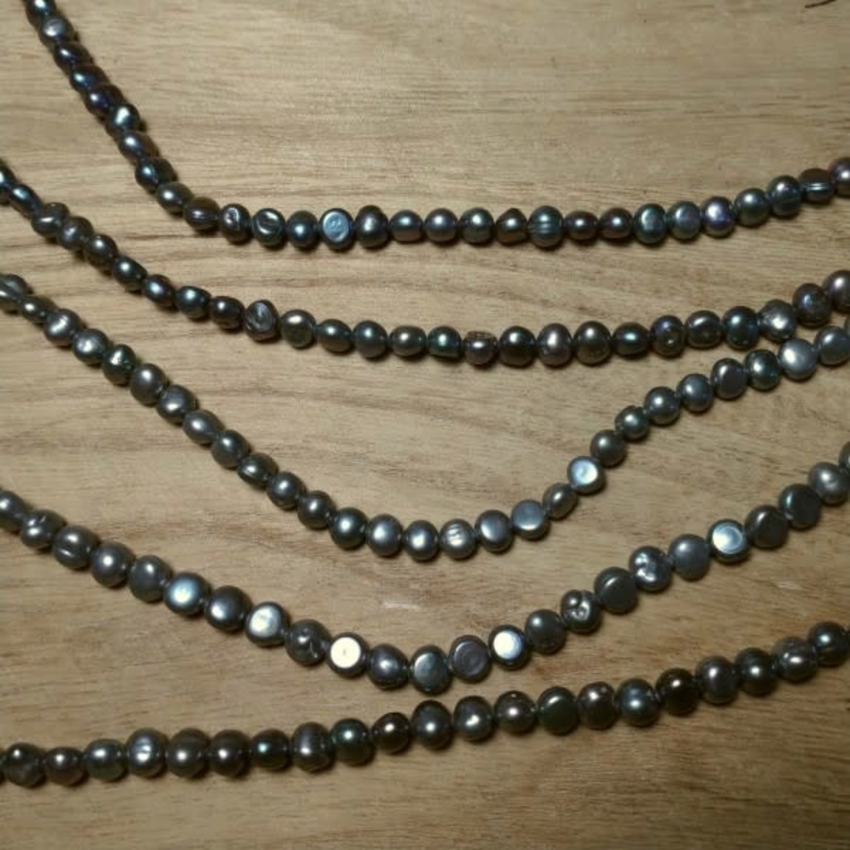 Freshwater Pearl strand -  X-small Peacock