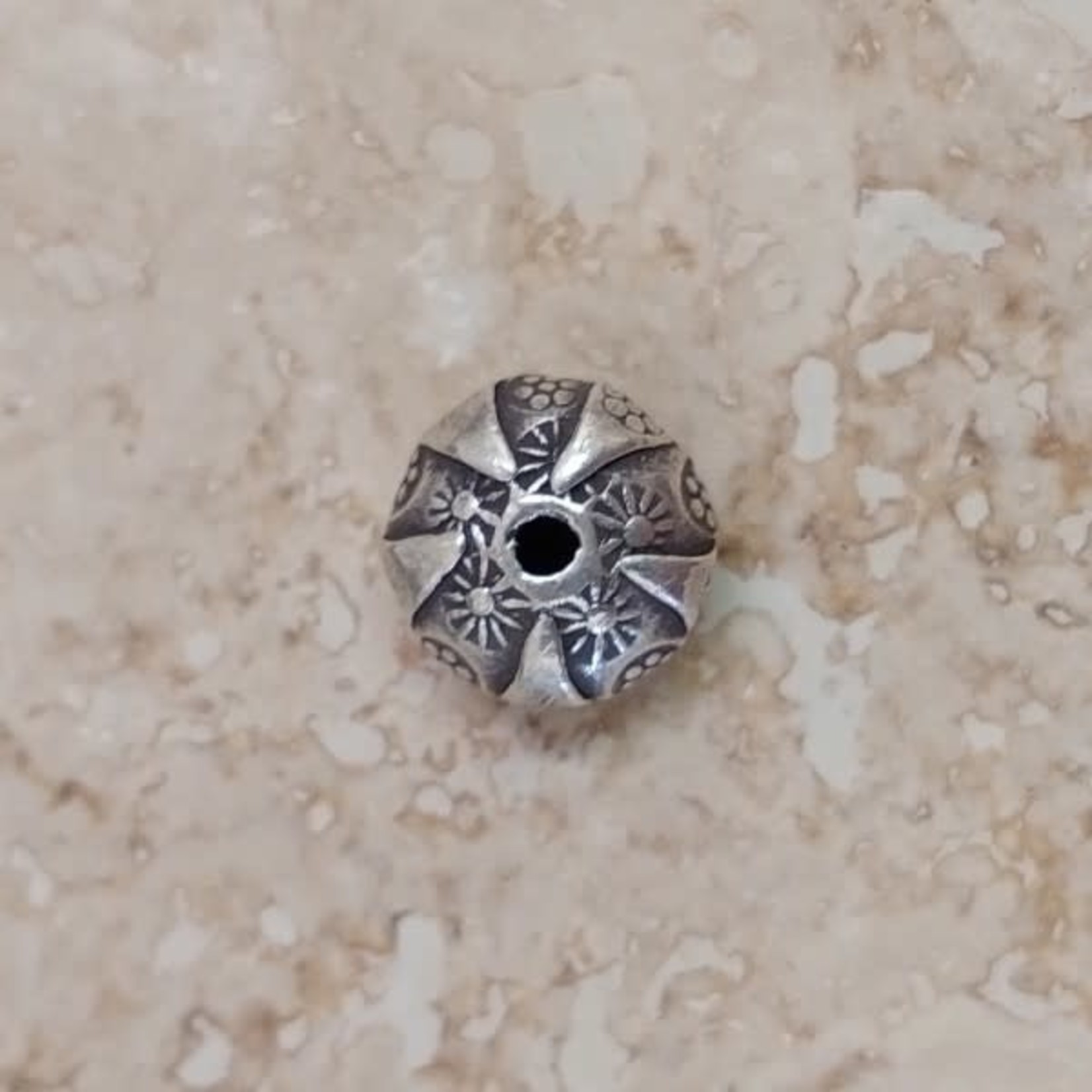 Thai Silver Bead 10x5mm Flower/Claw Rondelle