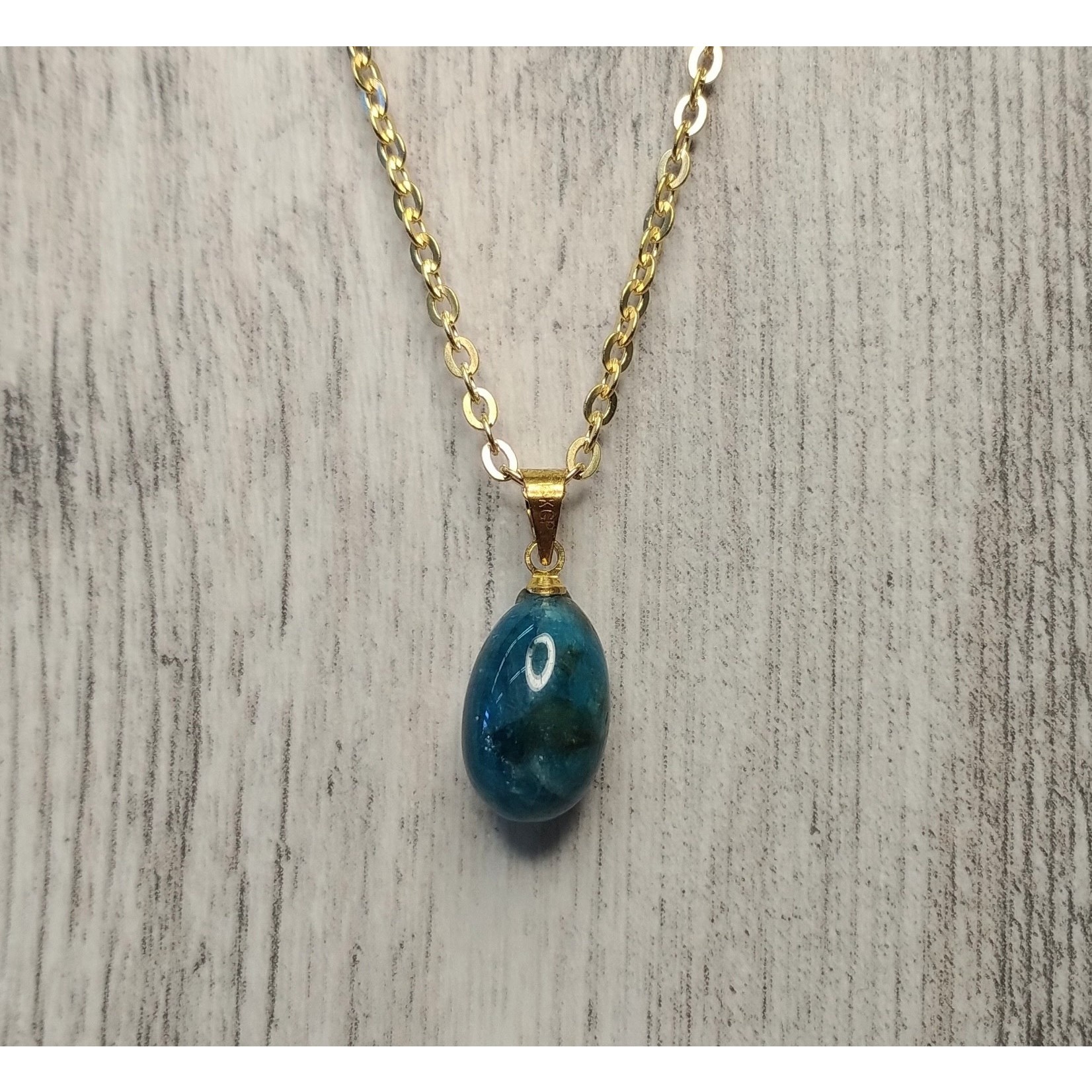 Apatite Teardrop Pendant 10mm with Gold Bail