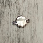 White Cracked Shell Round Link