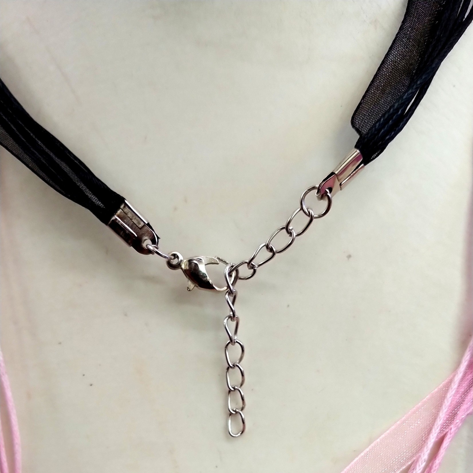 Ribbon Necklace Black