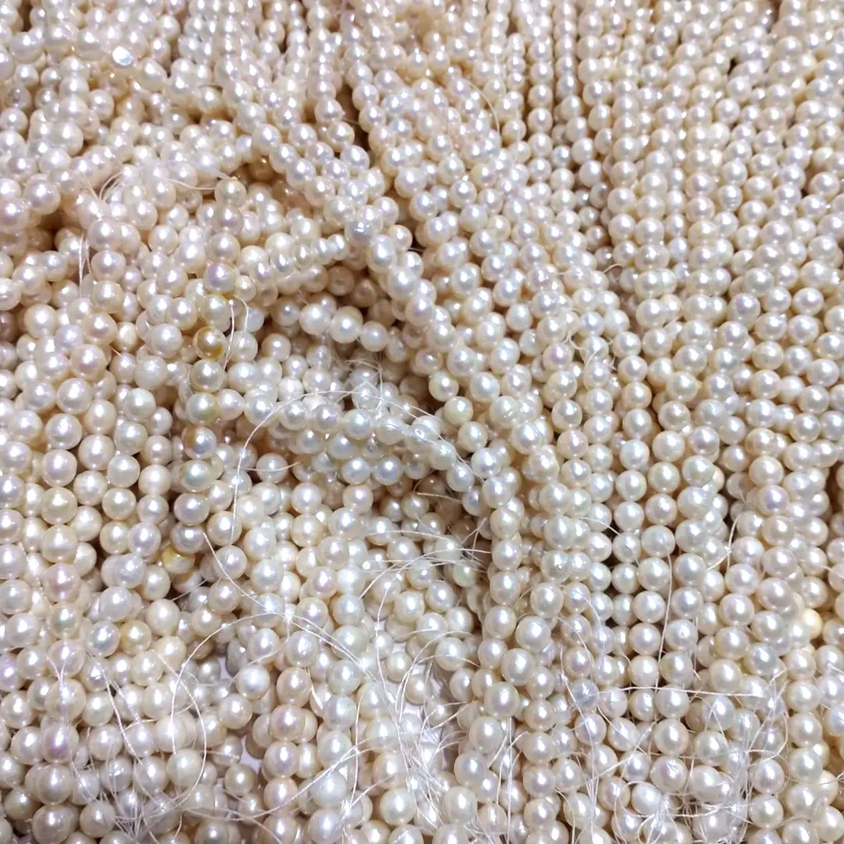 Freshwater Pearl White 8mm 7-8" Strand