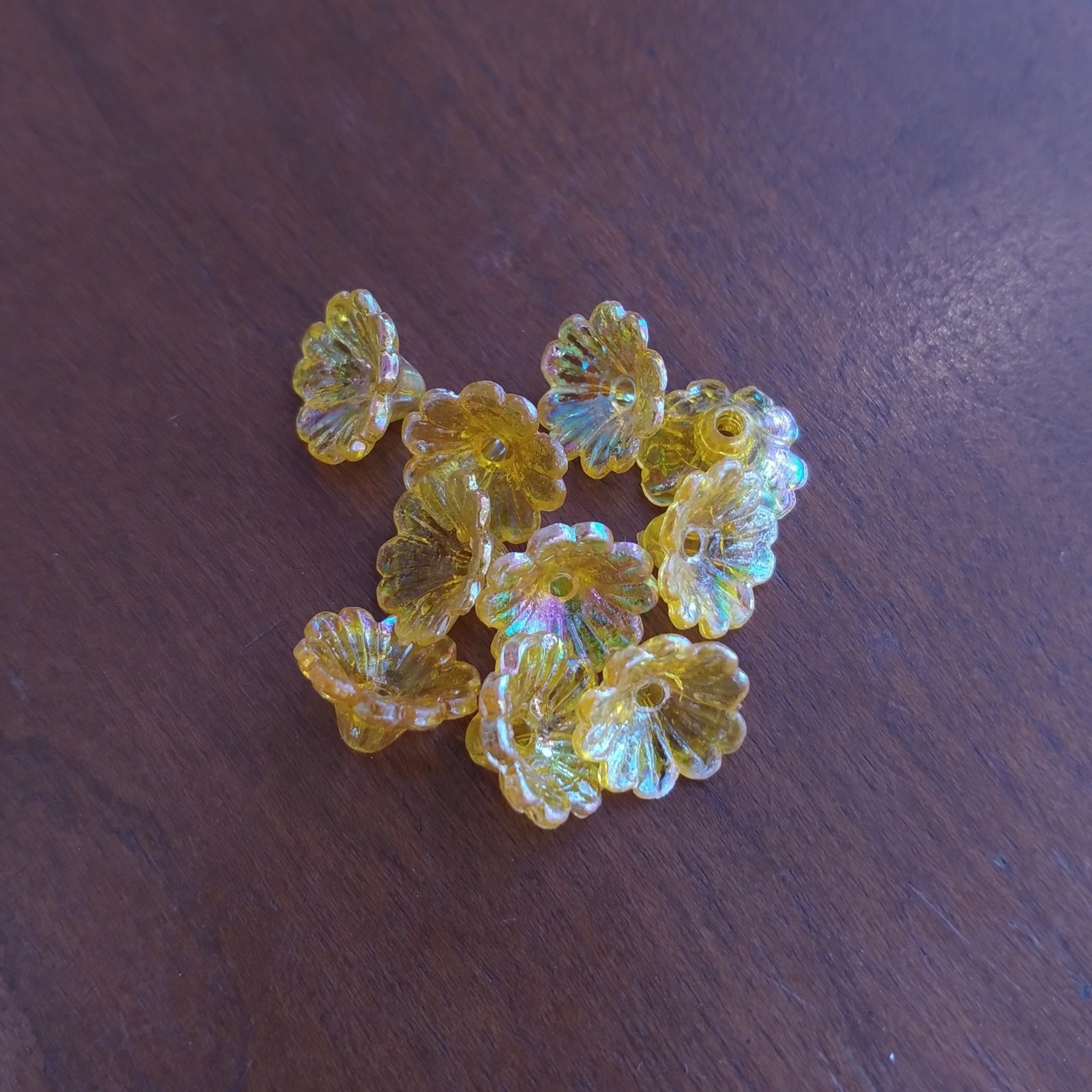 Plastic Flower Golden Shimmer Bead - 10 Pieces
