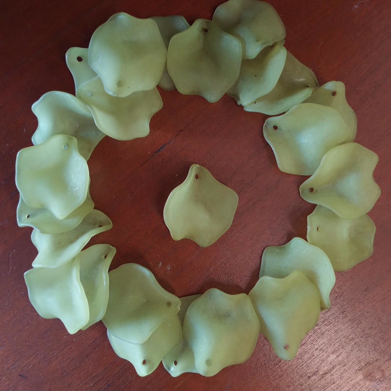 Lucite Wavy Leaf 25mm Olive Bead - 6 Pieces