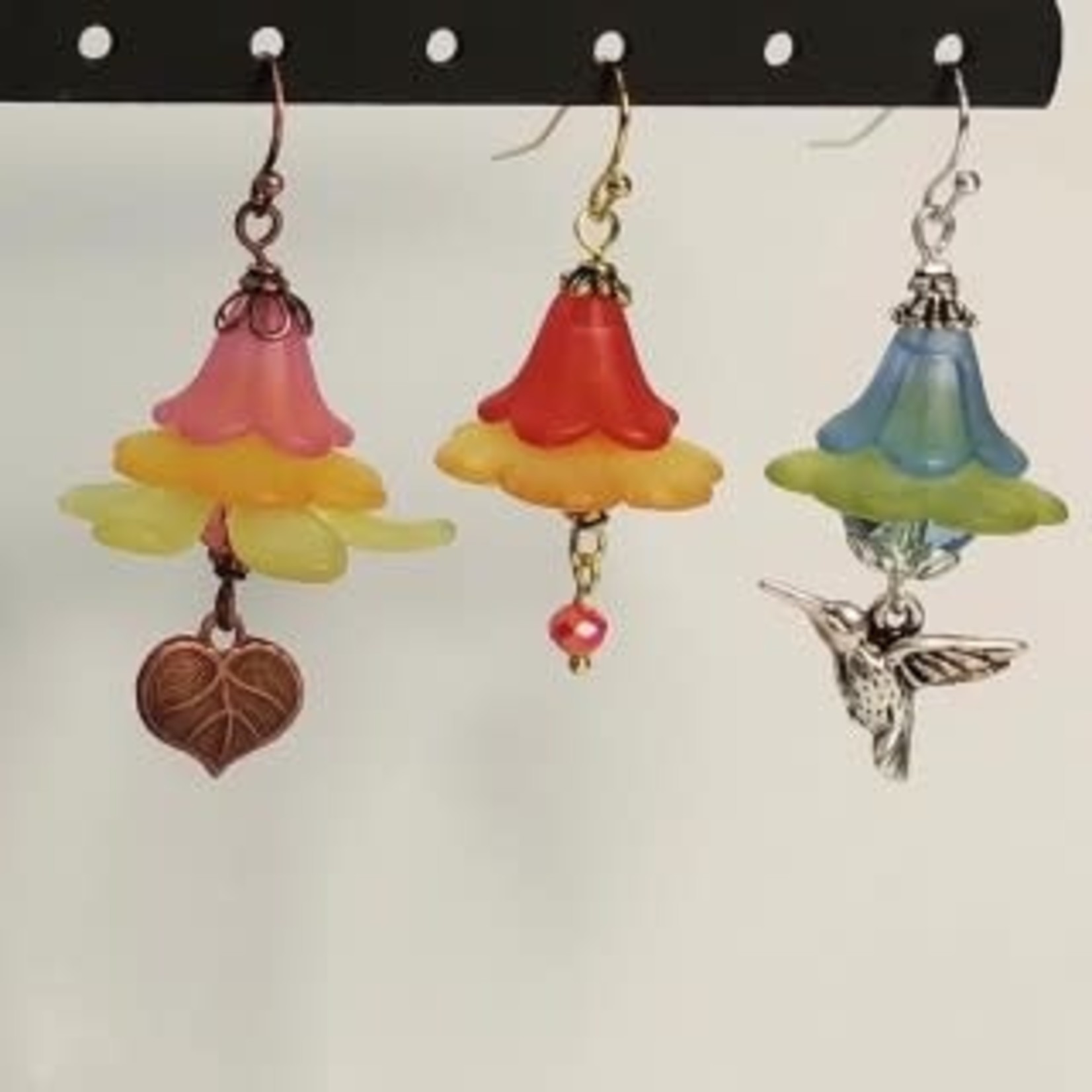 Bead Inspirations Lucite Hummingbird Blossom Earring Kit