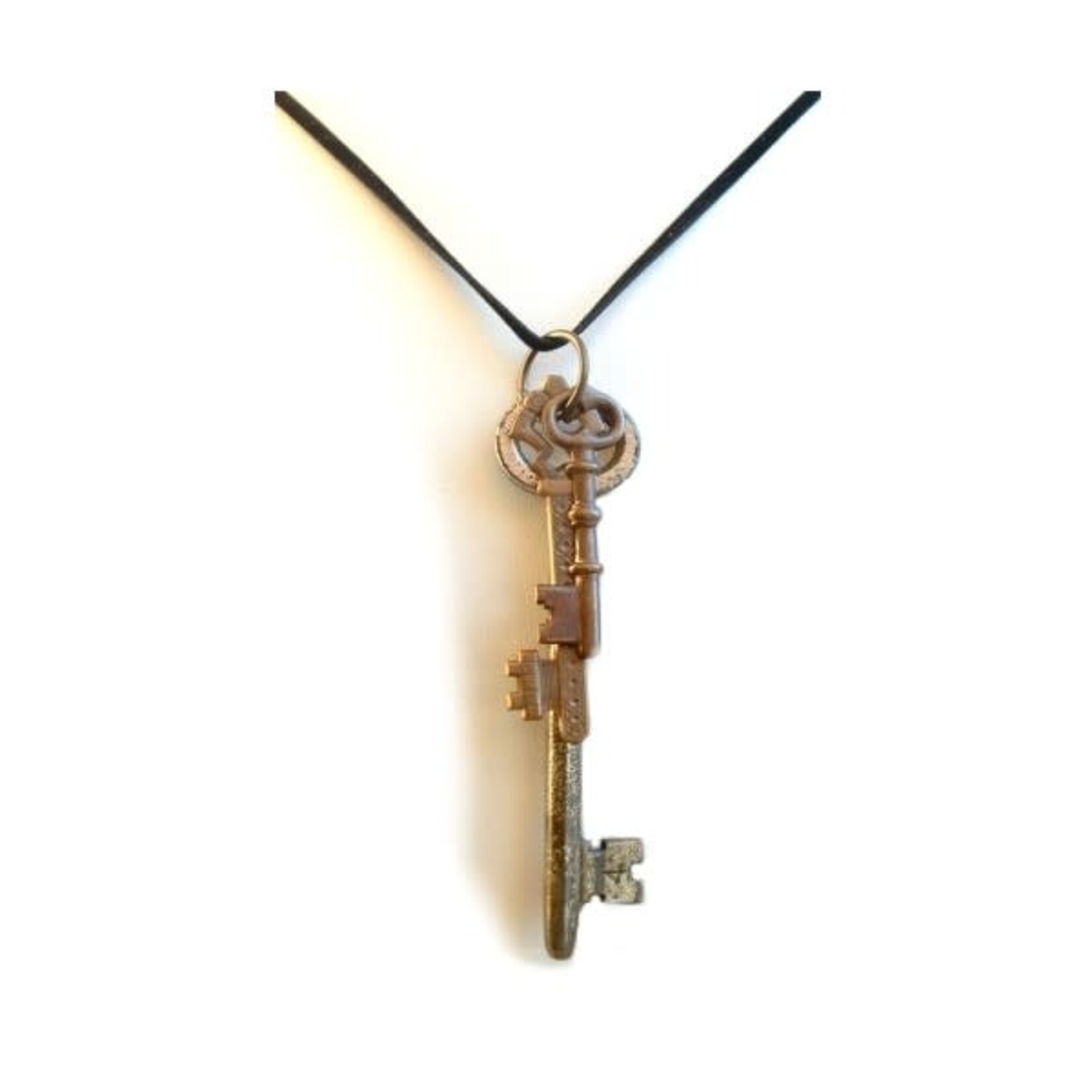 Vintaj Vintaj Brass Gate Key Pendant