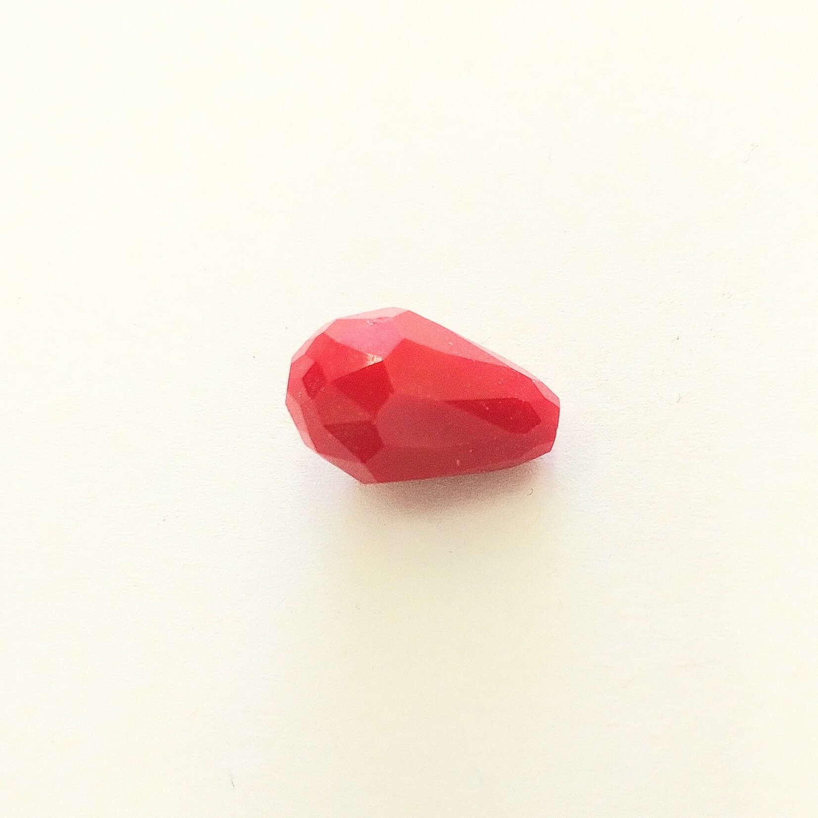 Faceted Crystal Teardrop 15x10mm Red Bead