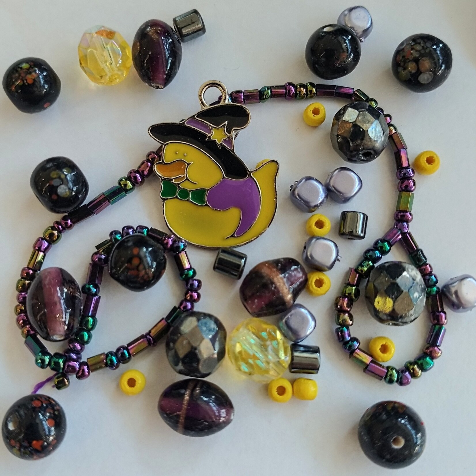 Halloween Bead Mix -  Ducky Witch