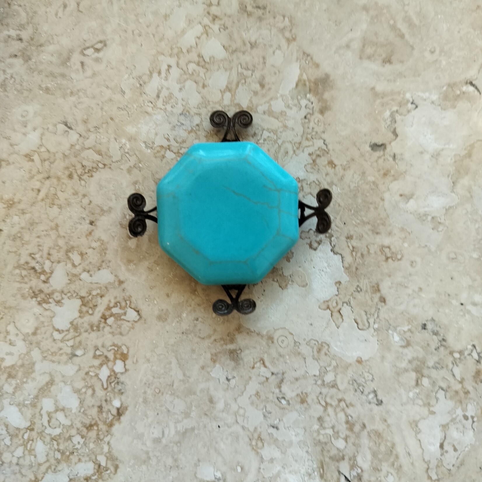 Turquoise Magnesite Octagon 28mm Bead