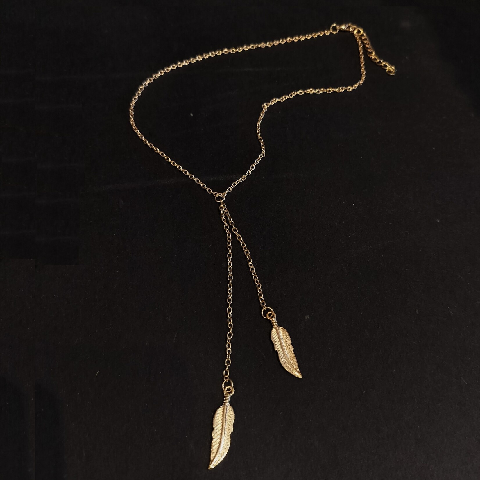 Gold Chain Necklace - 2 Feathers - Ready to Wear